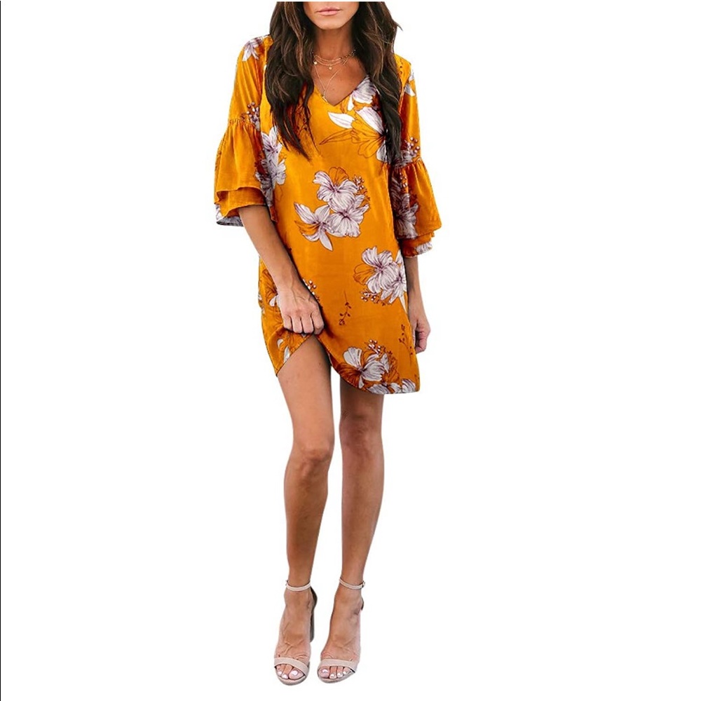 Boho Sweet & Cute V-Neck Bell Sleeve Shift Dress